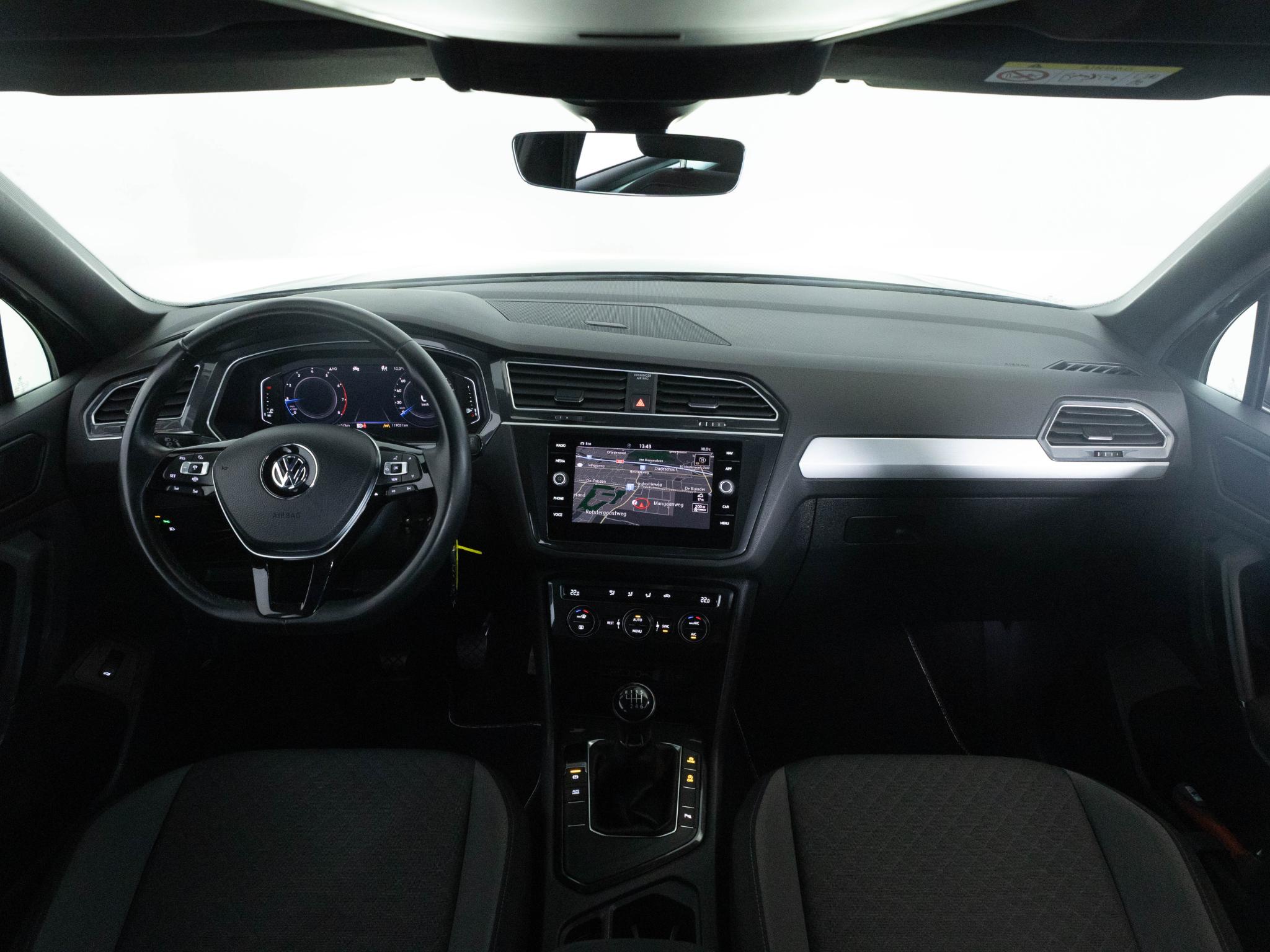 Volkswagen Tiguan R-Line 1.5 TSI 130 PK - Afbeelding 5