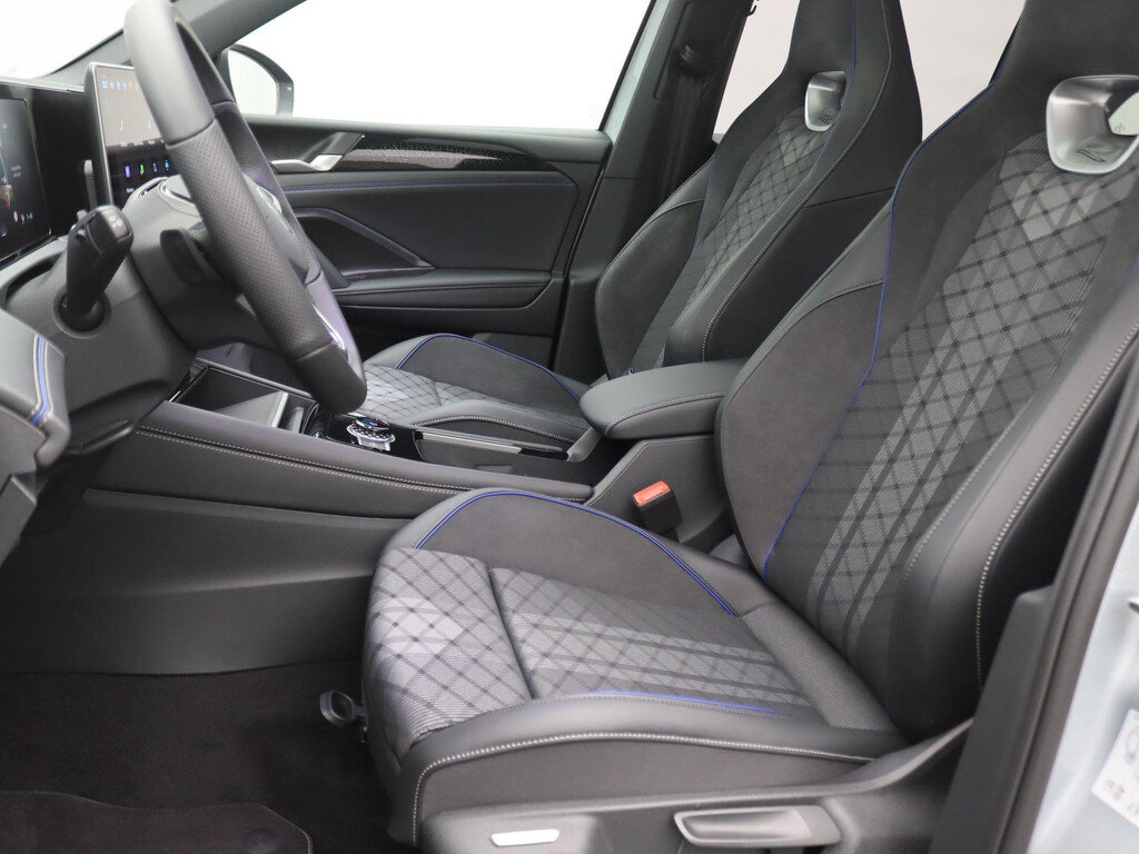 Volkswagen Tiguan 1.5 eHybrid R-Line Business 204PK DSG Pano-Schuifdak, Black Styl - Image 5