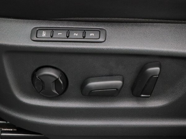 elektrisch verstelb. bestuurdersstoel met geheugen elektrisch verstelb. bestuurdersstoel met geheugen