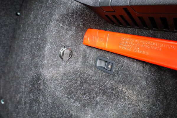 trekhaak elektrisch uitklapbaar