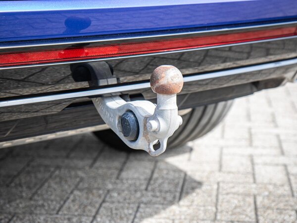 trekhaak elektrisch uitklapbaar