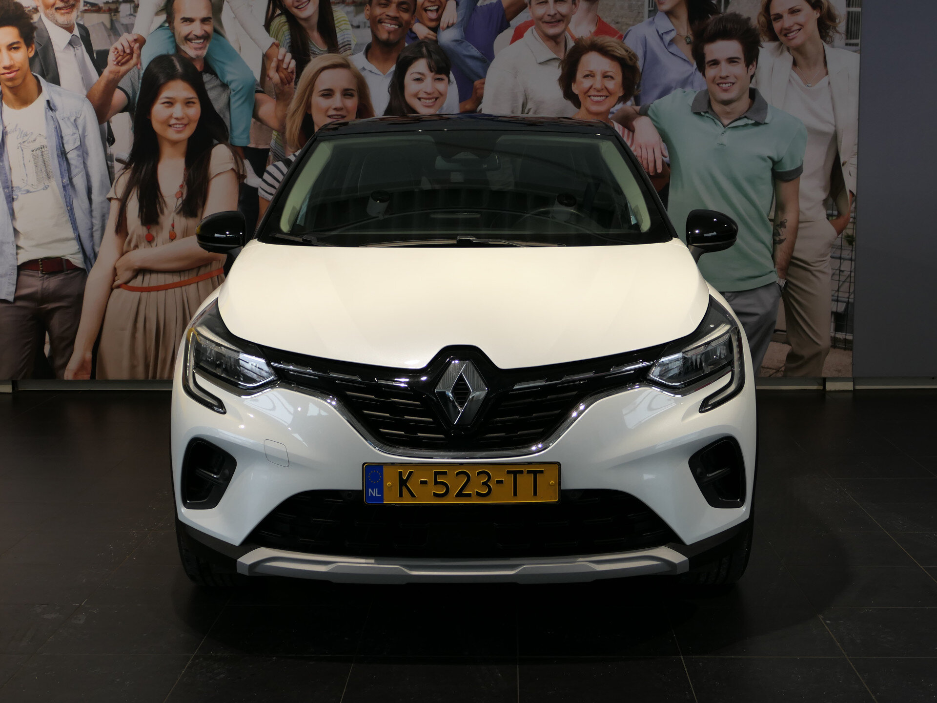 Renault Captur 1.6 E-Tech Plug-in Hybrid 160 Intens - Occasion Lease vanaf €614 p/m - - Afbeelding 2