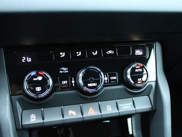 airco (automatisch) airco (automatisch)