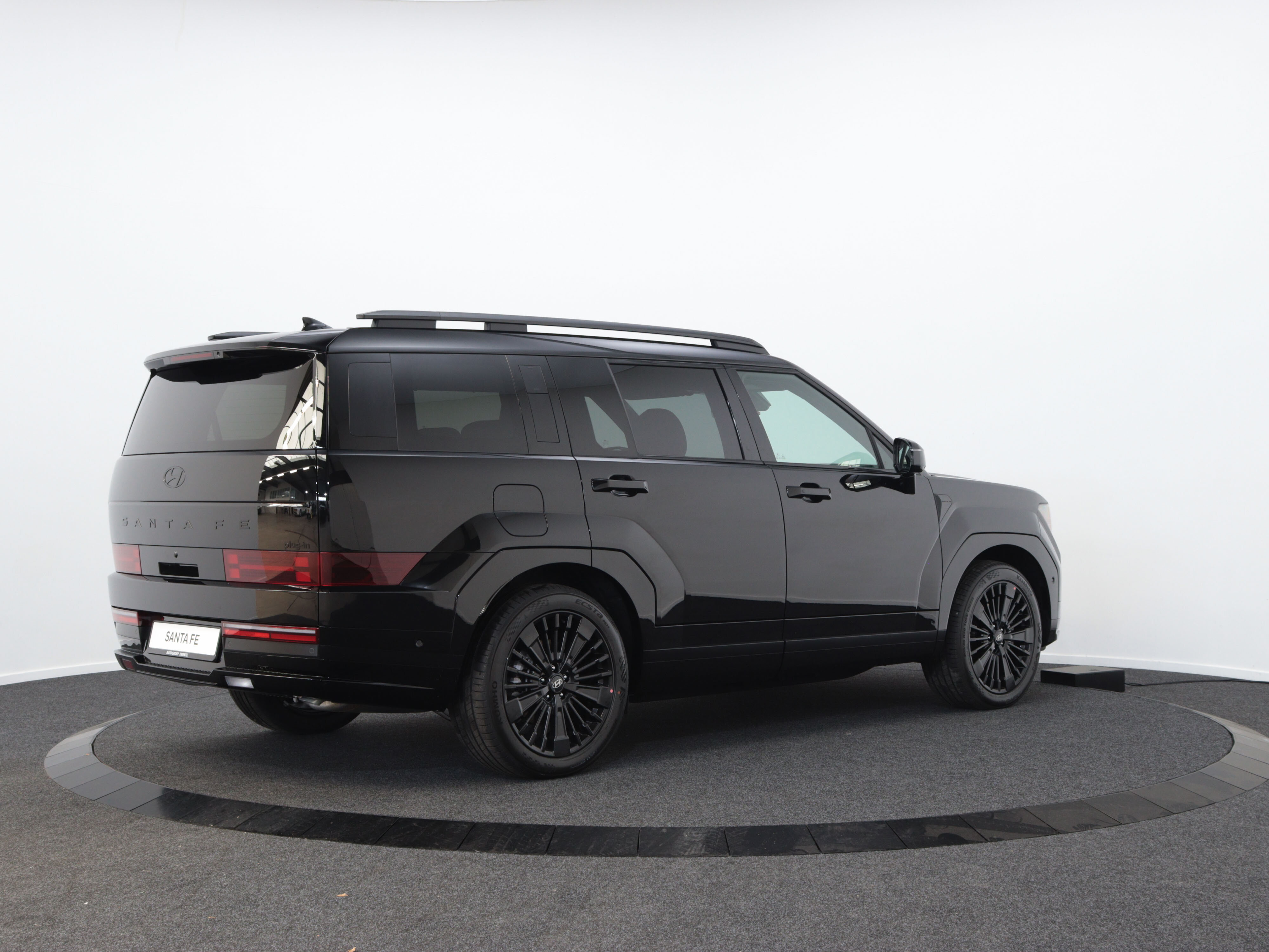 Hyundai Santa Fe 1.6 T-GDI PHEV Black Line - PHEV Automaat - Afbeelding 2