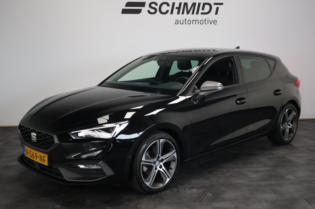 SEAT Leon ST 1.5 TSI FR 150pk Ultimate Edition | ACC | LED | 18" | Camera
