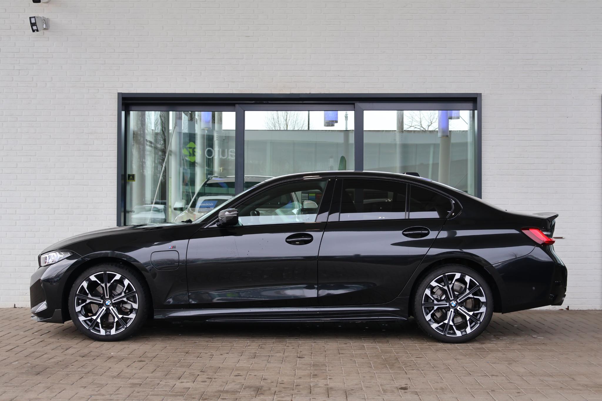 BMW 3 Serie Sedan 330e - Afbeelding 5