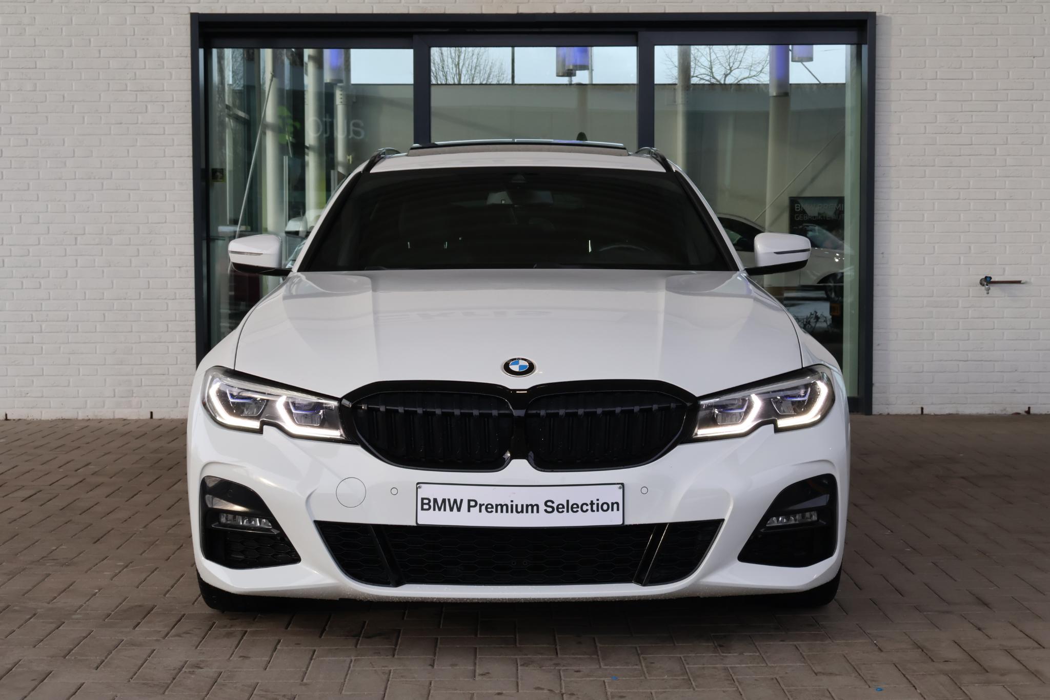 BMW 3 Serie Touring 330i High Executive Edition - Afbeelding 3