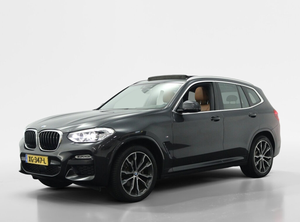 BMW X3 xDrive20i High Executive | Leder | Panoramadak | Camera | Navi |