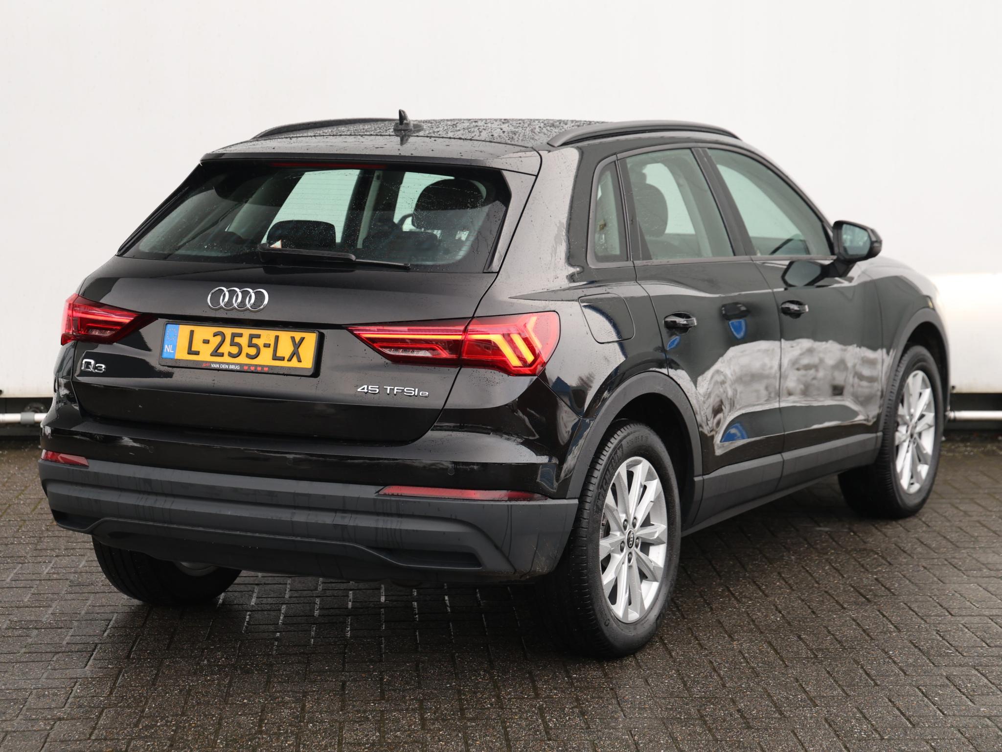 Audi Q3 45 TFSI e Business Edition - Afbeelding 5