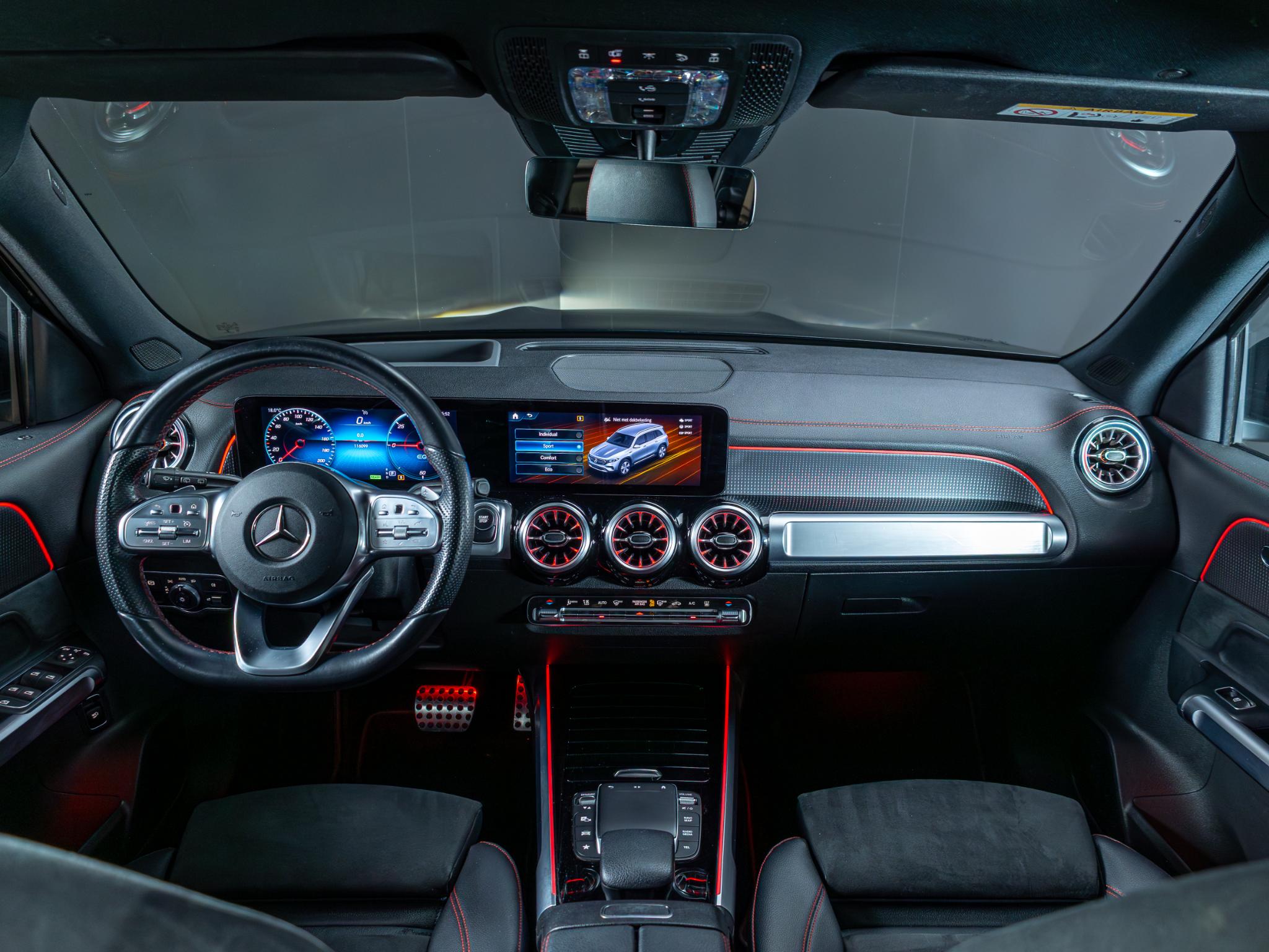 Mercedes-Benz EQB 300 4MATIC AMG Line 7p. 67 kWh - Afbeelding 3