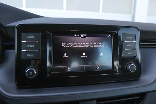 Apple Carplay/Android Auto