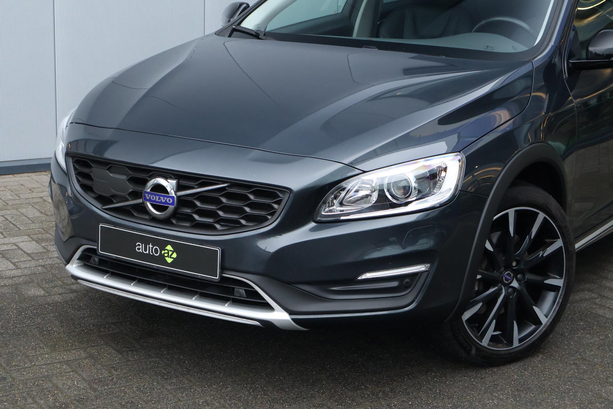Volvo V60 Cross Country 2.0 D3 Polar+ - Bild 3