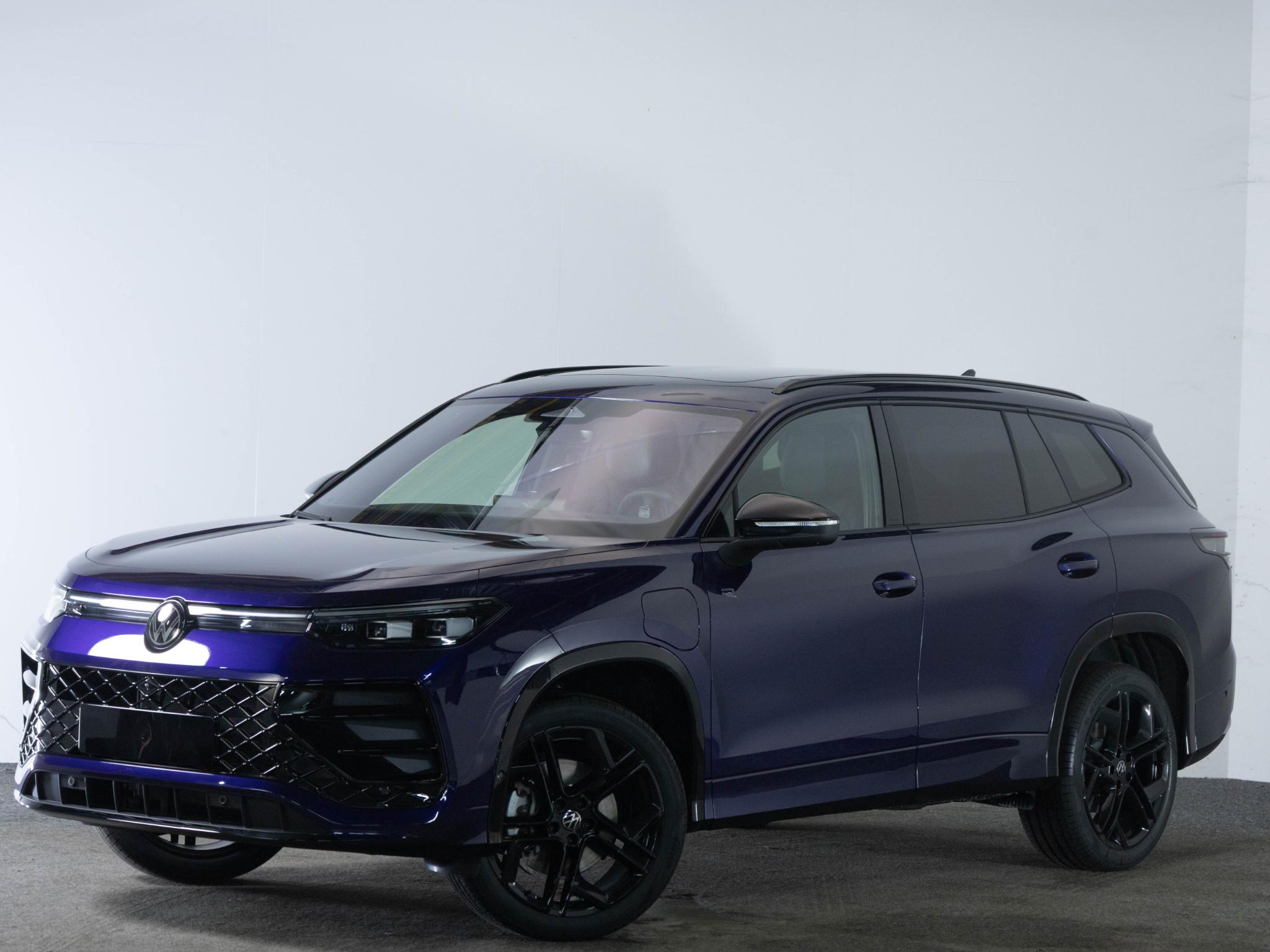 Volkswagen Tayron R-Line Edition 1.5 eHybrid 272 PK - Afbeelding 3