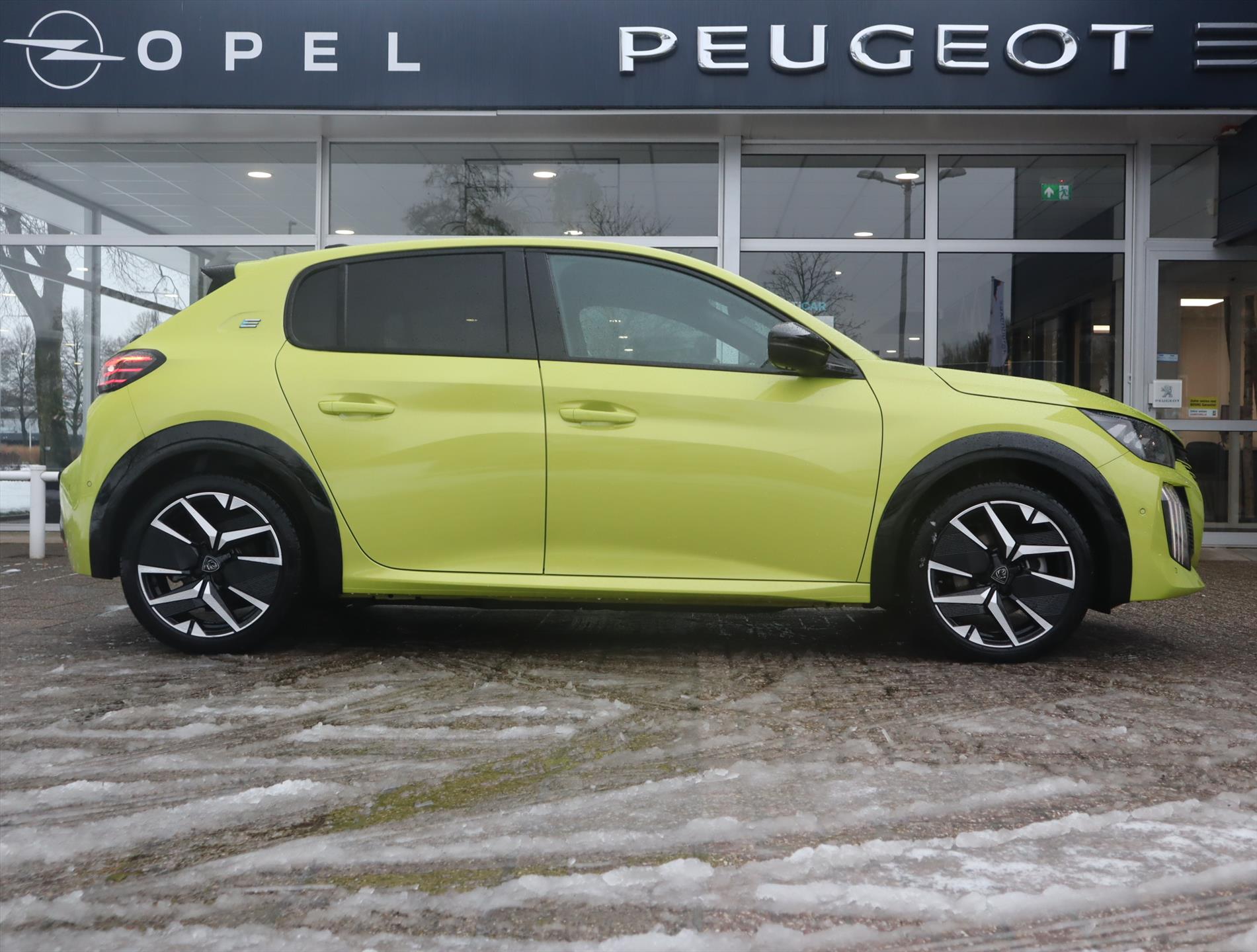 Peugeot e-208 GT EV 51kWh 156pk, Rijklaarprijs, Alcantara bekleding Stoelverwarming Adaptieve cruise control 360° Camera - Afbeelding 3