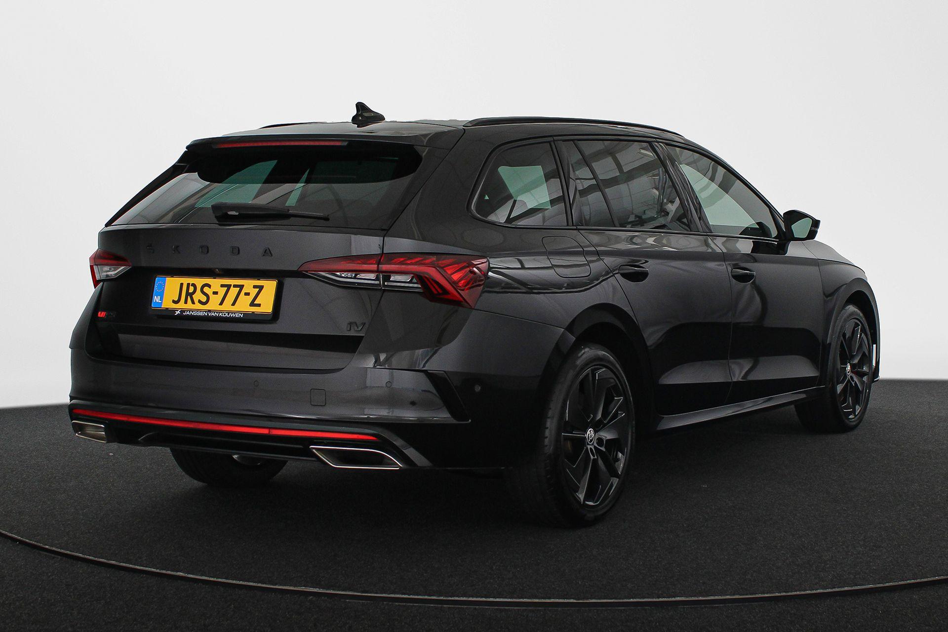 Škoda Octavia Combi 1.4 TSI RS iV PHEV - Afbeelding 3