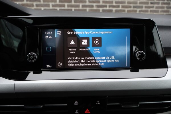 Apple Carplay/Android Auto
