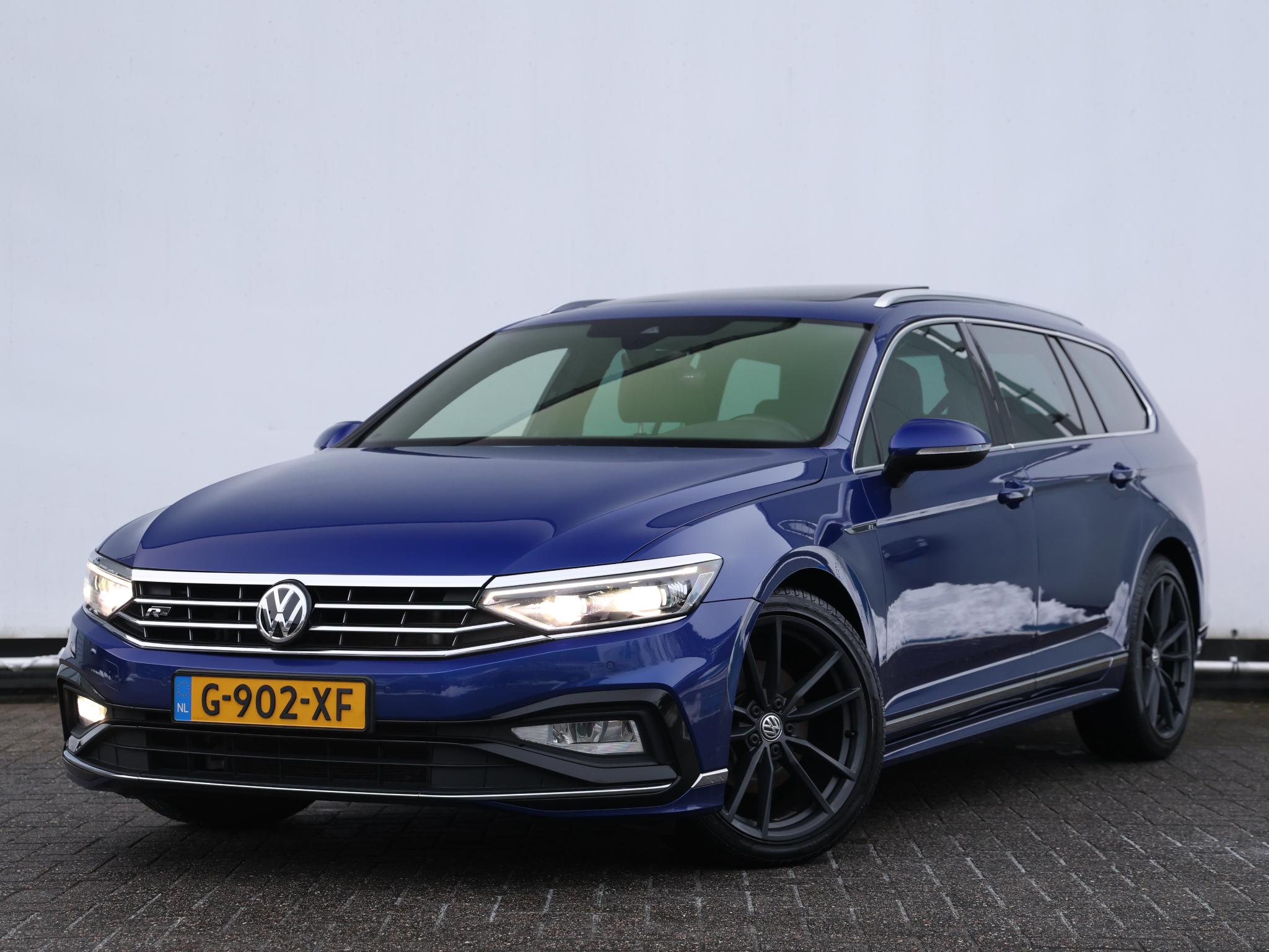 Volkswagen Passat Variant 1.5 TSI Elegance Business R