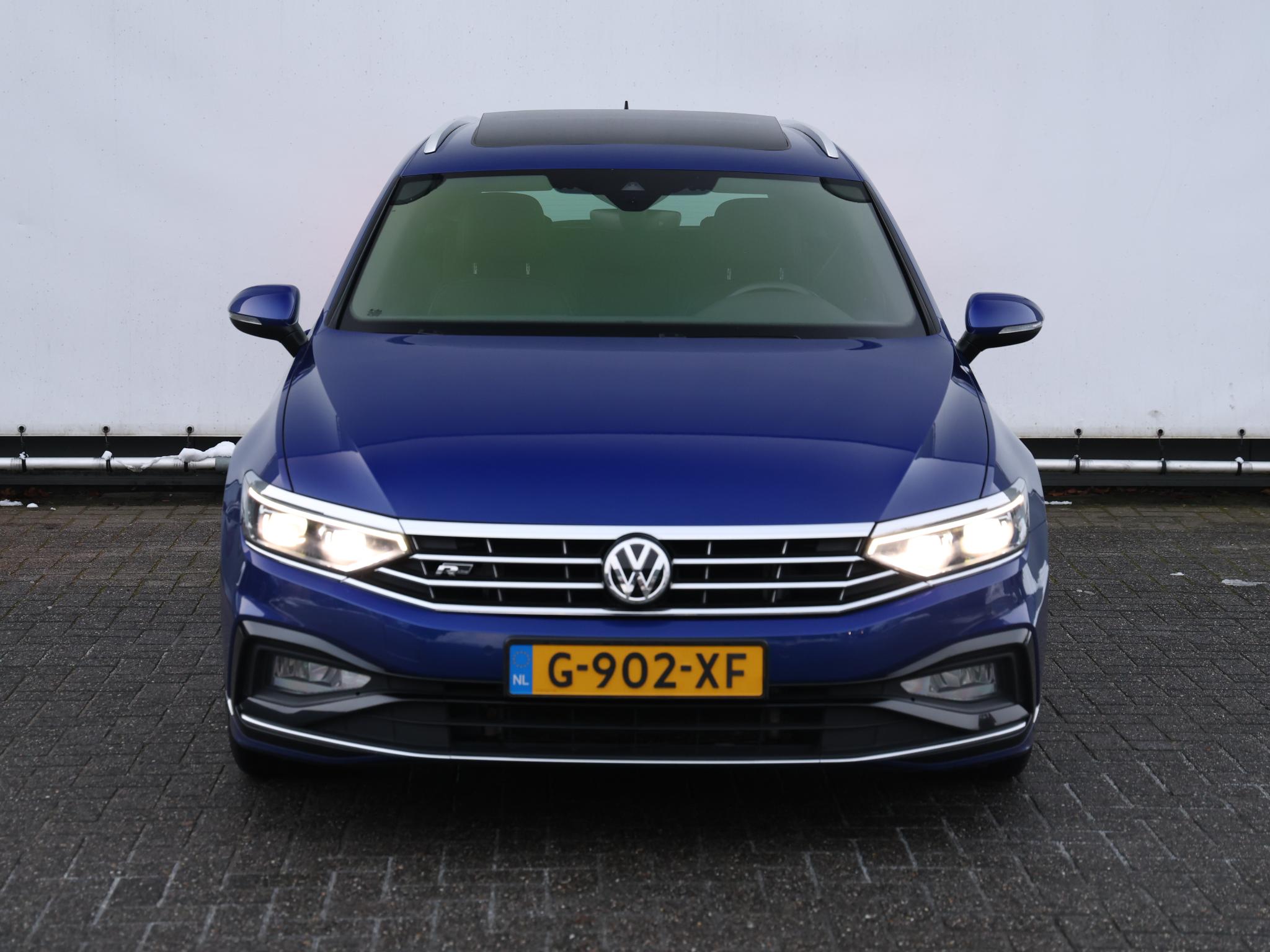 Volkswagen Passat Variant 1.5 TSI Elegance Business R - Afbeelding 4