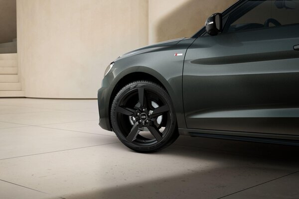 lichtmetalen velgen 7-spaaks 17"