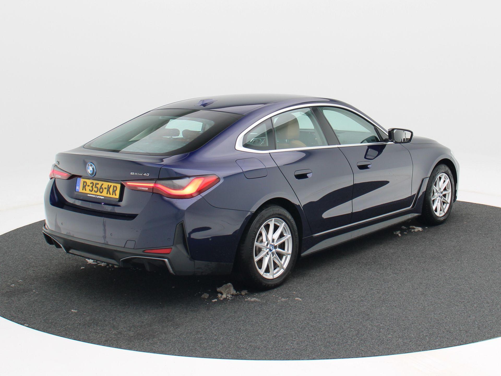 BMW i4 eDrive40 84 kWh 340 Pk Automaat - Afbeelding 2