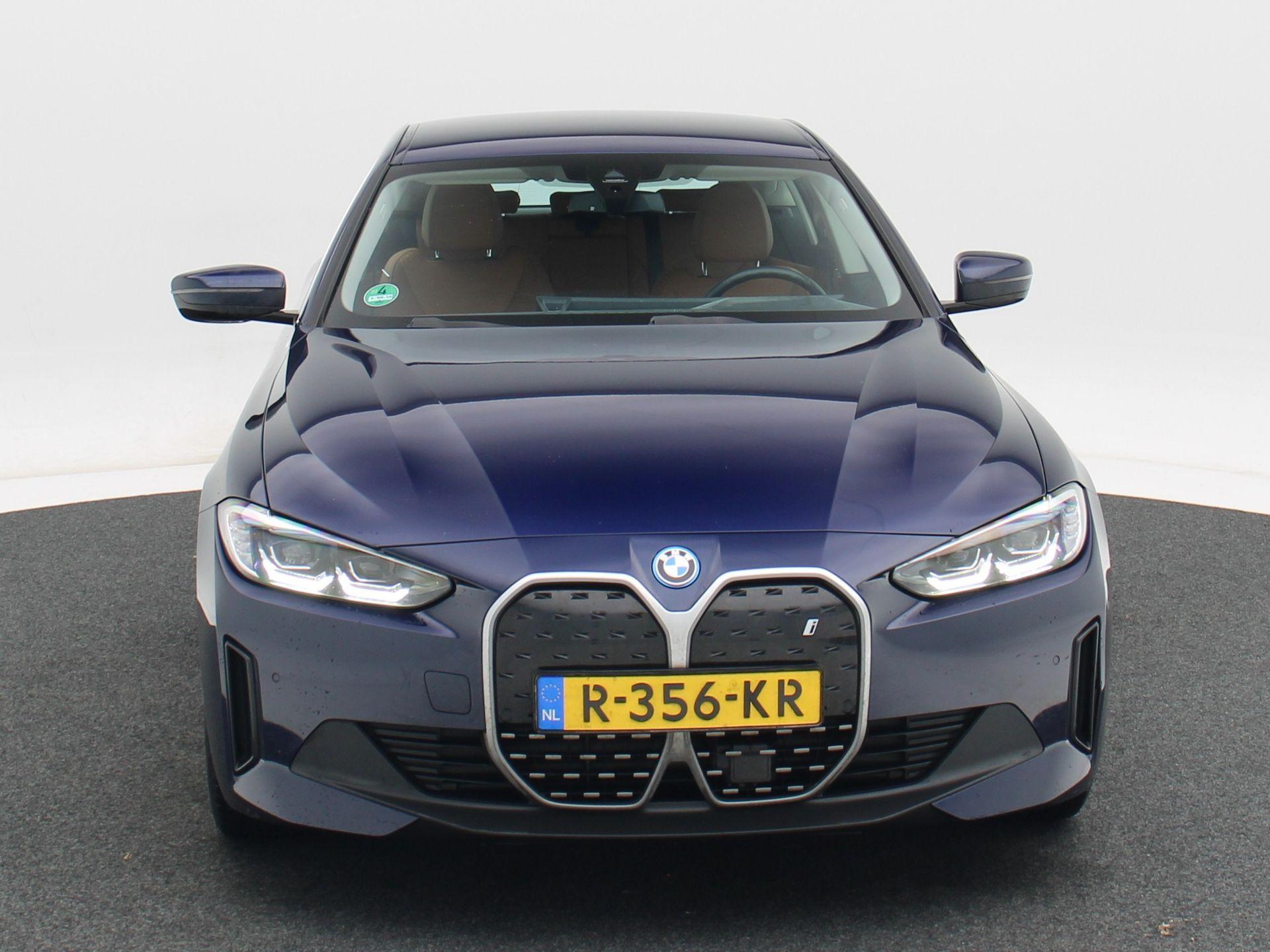 BMW i4 eDrive40 84 kWh 340 Pk Automaat - Afbeelding 4