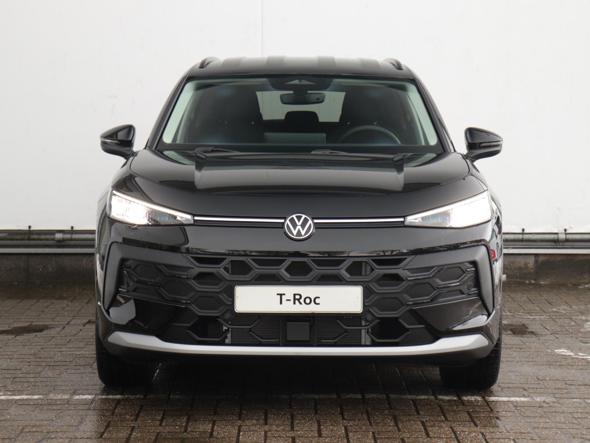 Volkswagen T-Roc Life First Edition 1.5 eTSI 85 kW / 116 PK SUV 7 v - Afbeelding 2