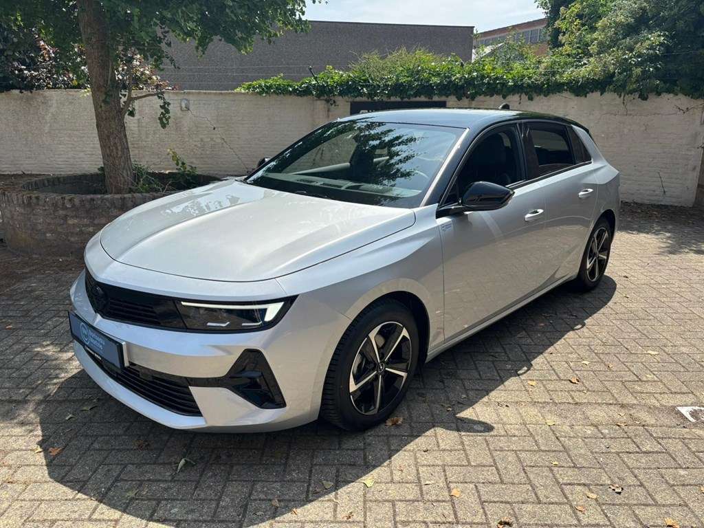 Opel Astra GS 5P 1.2 TURBO AT8 130PK * AFNEEMBARE TREKHAAK V - Afbeelding 2