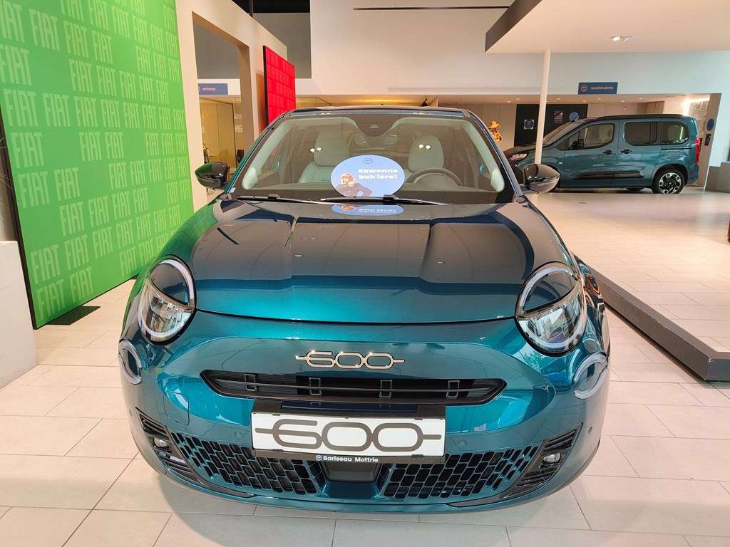 Fiat 600 e La Prima * KEYLESS START / ENTRY * NAVI * V - Afbeelding 5