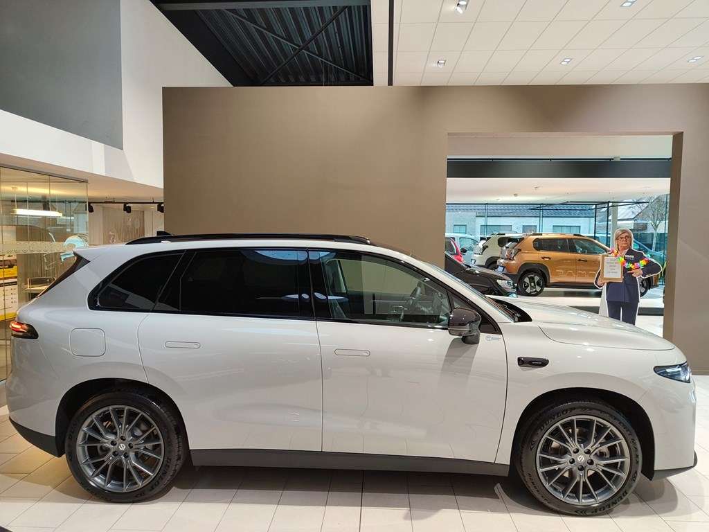 Leapmotor C10 REEV DESIGN ELECTRIC 215PK AUTOMAAT 5DRS AUTONOMIE - Afbeelding 2