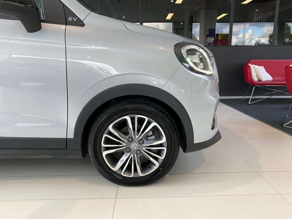 Leapmotor T03 DESIGN ELECTRIC 5DRS AUTOMAAT 95PK BEV * PANO DAK - Afbeelding 5