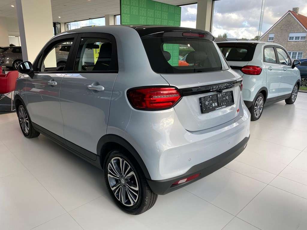 Leapmotor T03 DESIGN ELECTRIC AUTOMAAT 95PK BEV * NAVI * KEYLESS - Afbeelding 3