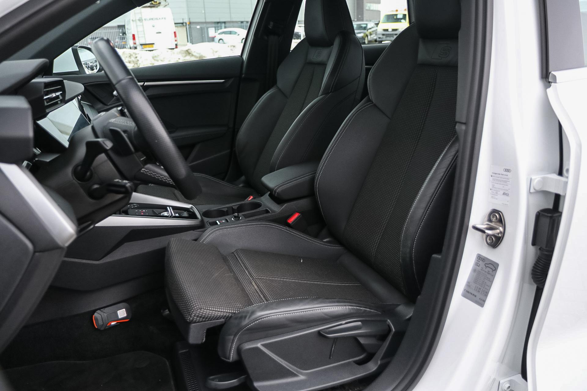 Audi A3 Sportback 30 TFSI 110pk S-tronic S-Line Edition - Afbeelding 4