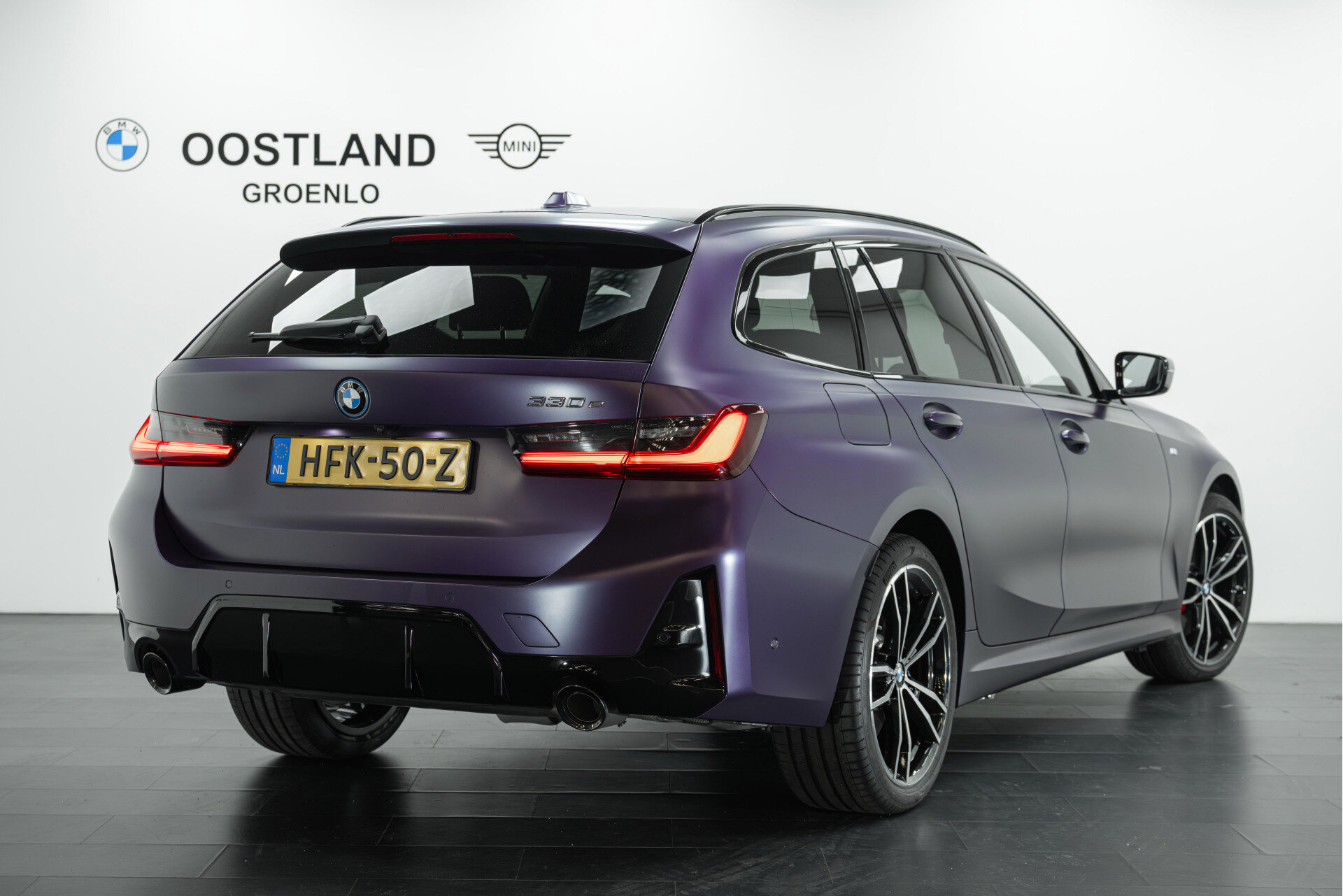 BMW 3 Serie Touring 330e M Sport Automaat - Afbeelding 2