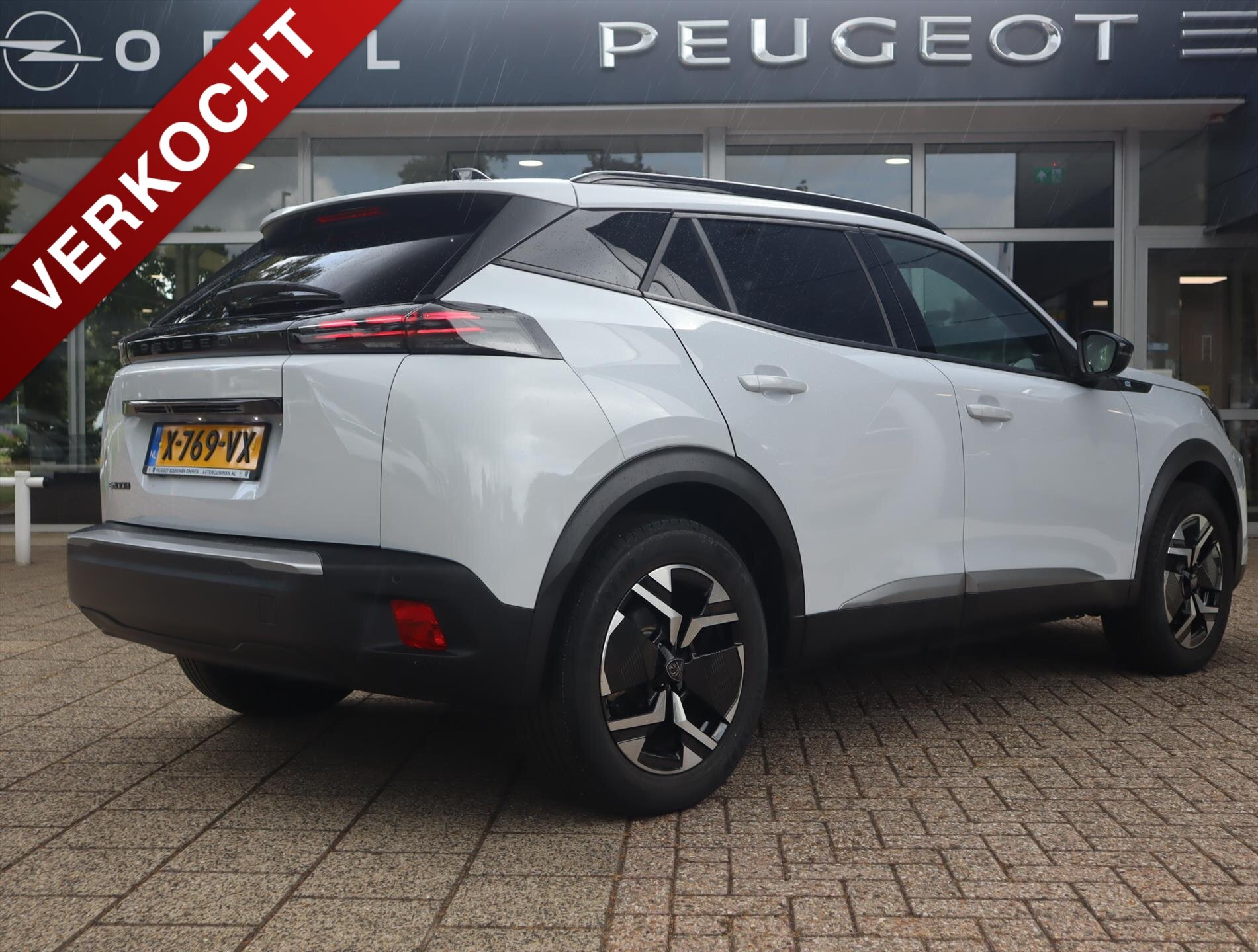 Peugeot e-2008 SUV Allure EV 54kWh 156pk, Rijklaarprijs, Navigatie Camera Adaptieve cruise control