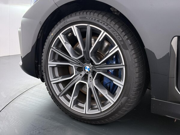 20 inch lichtmetalen M wielen Sterspaak Bicolor 20 inch lichtmetalen M wielen Sterspaak Bicolor