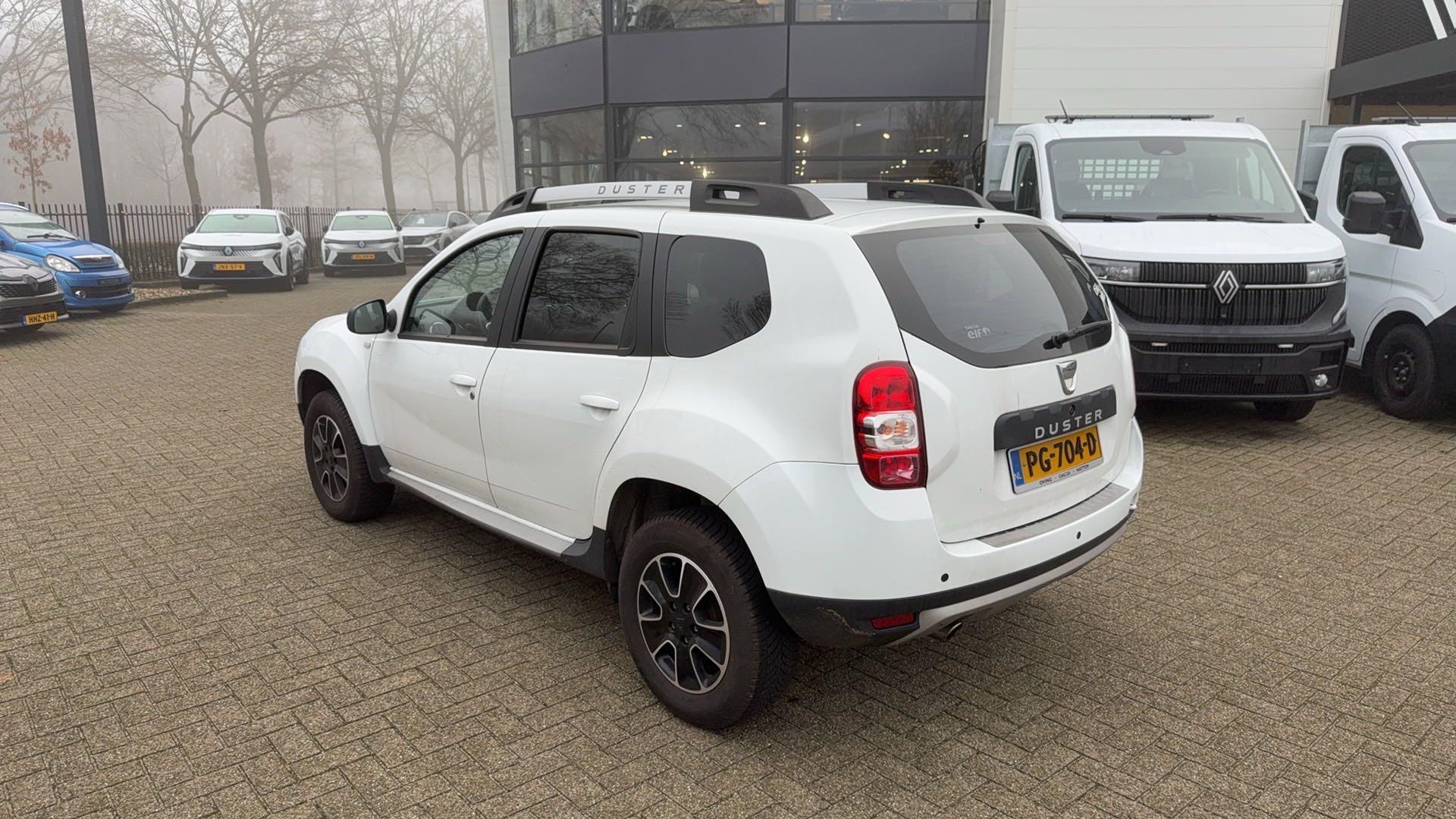 Dacia Duster TCe 125 4x2 Stop & Start Série Limitée Blackshadow - Afbeelding 4