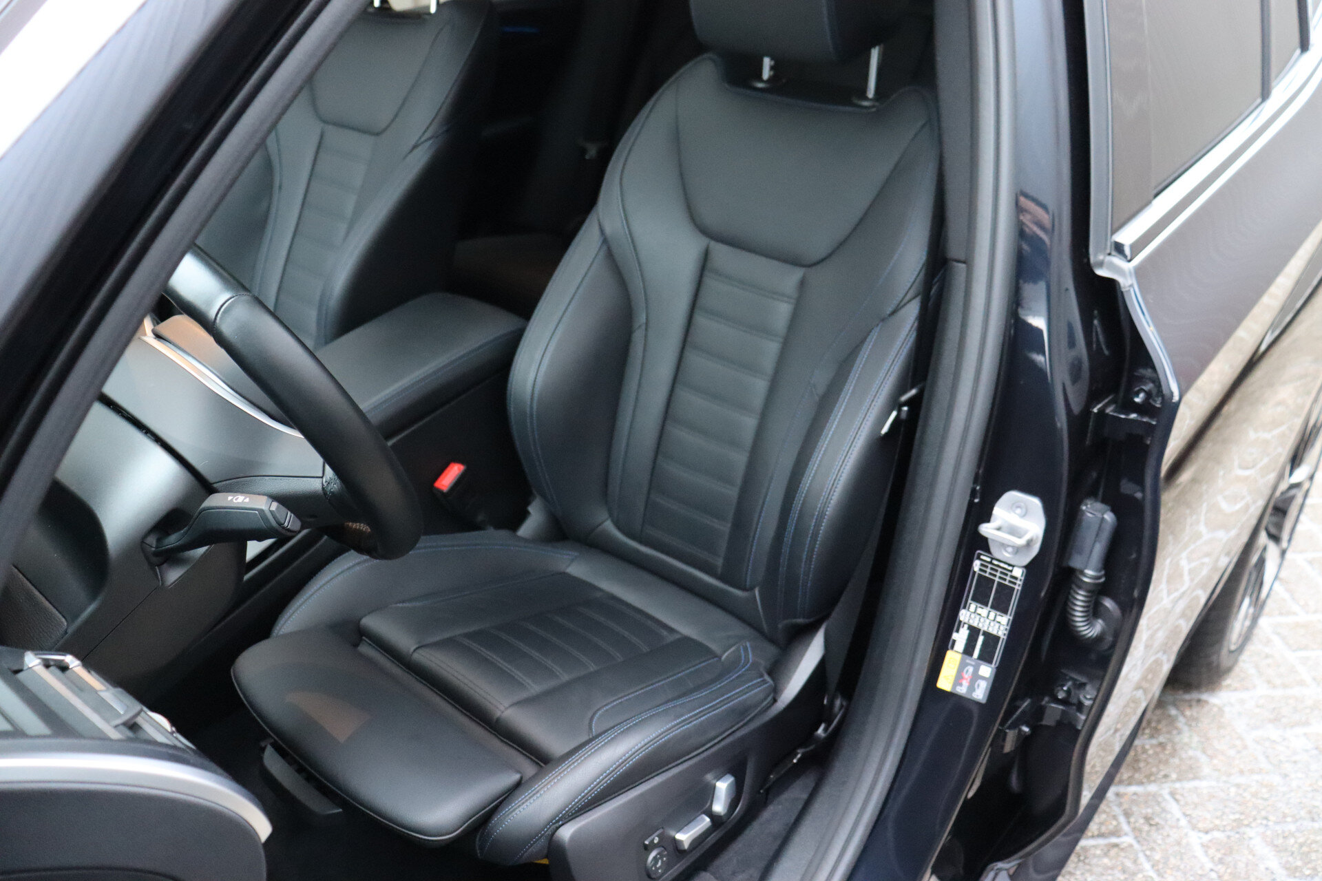 BMW iX3 High Executive - Afbeelding 4