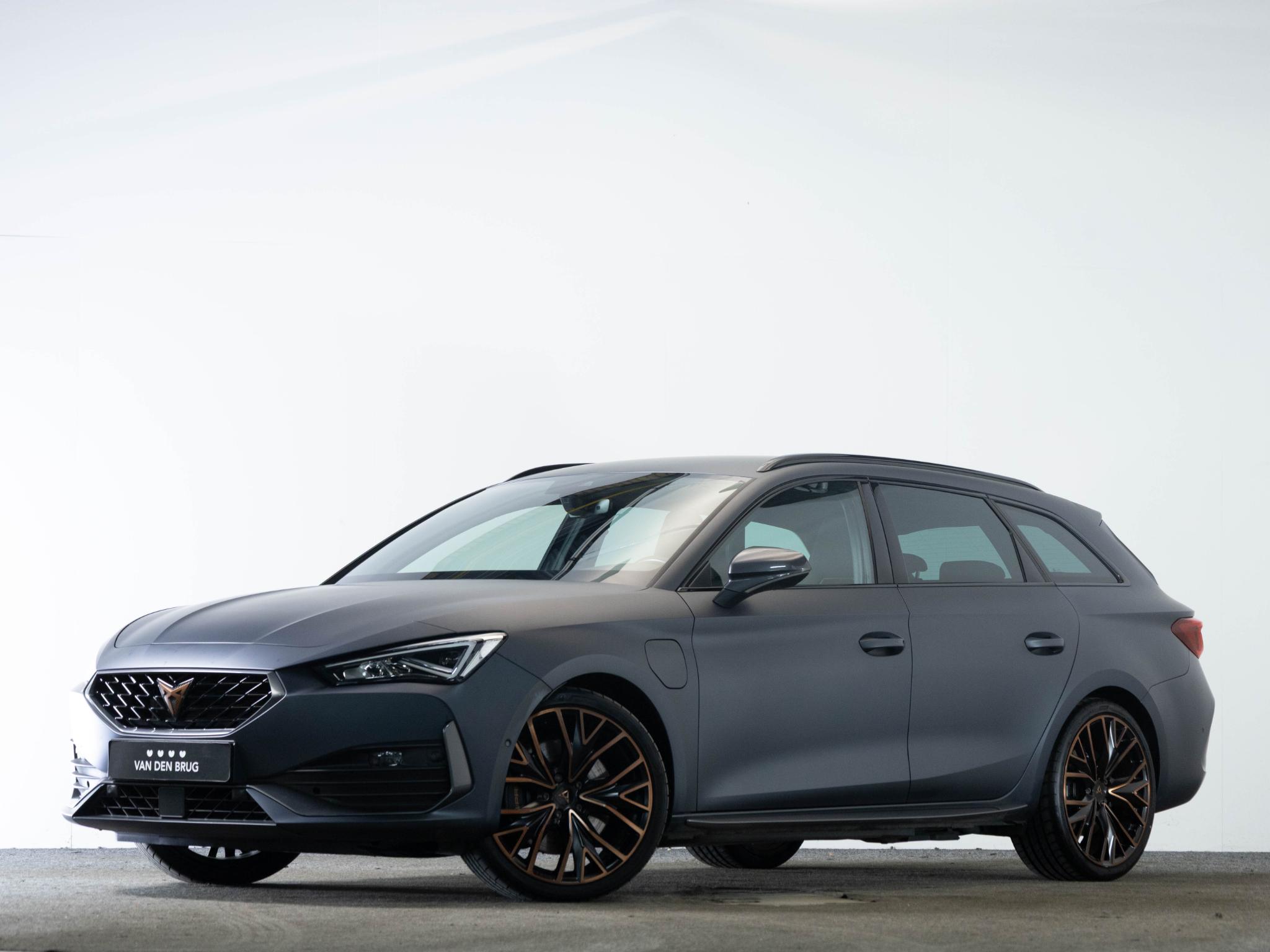 CUPRA Leon Sportstourer 1.4 e-Hybrid 245PK VZ