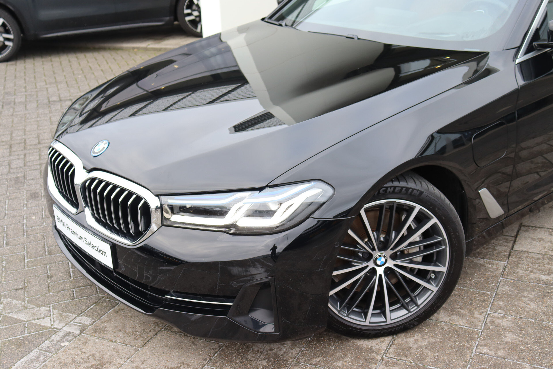 BMW 5 Serie 545e xDrive High Executive Automaat - Afbeelding 2