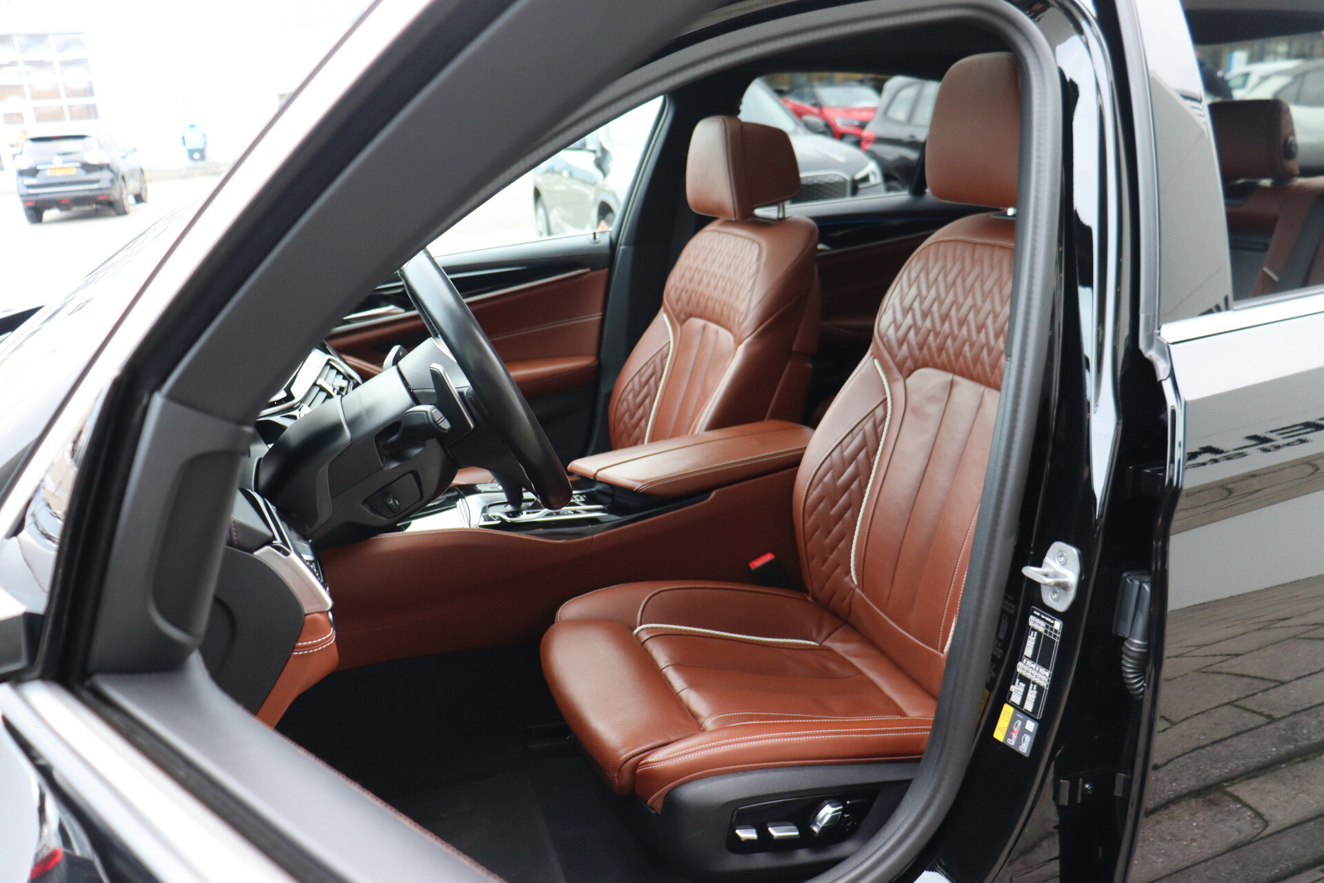 BMW 5 Serie 545e xDrive High Executive Automaat - Afbeelding 4