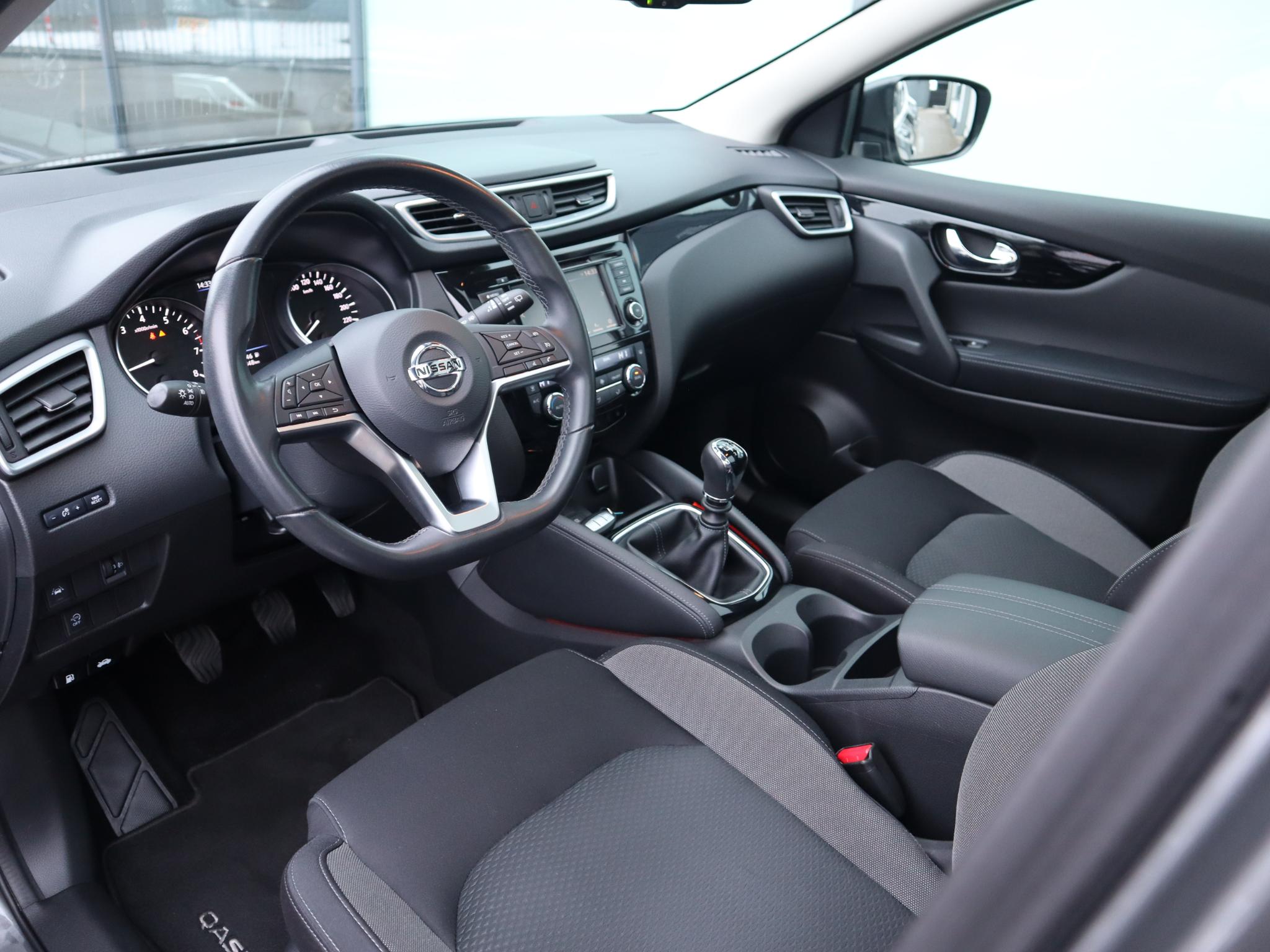 Nissan QASHQAI 1.3 DIG-T Design Edition - Afbeelding 2