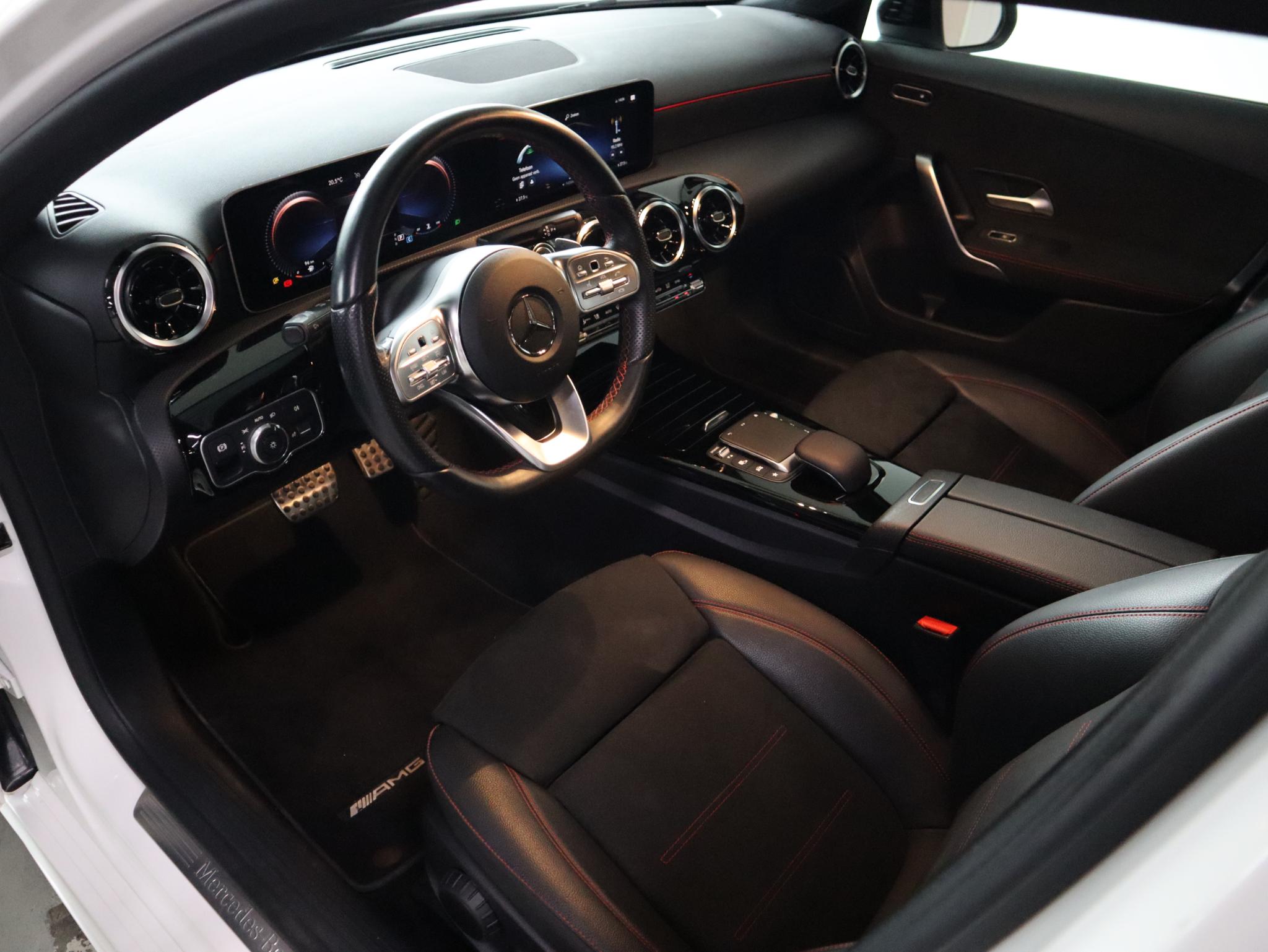 Mercedes-Benz A-Klasse 200 Business Solution AMG - Afbeelding 2