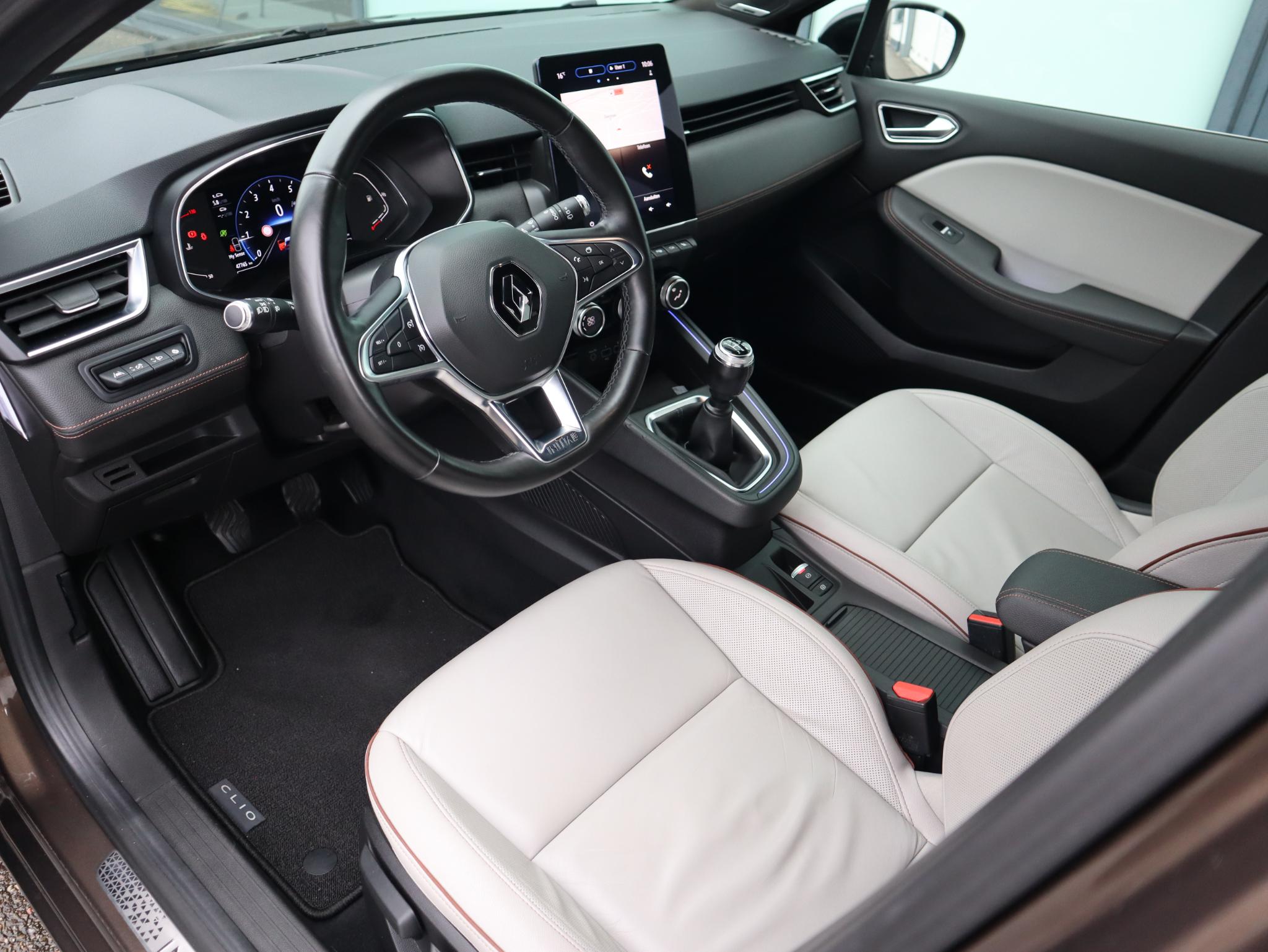 Renault Clio TCe 100 Initiale Paris - Afbeelding 2