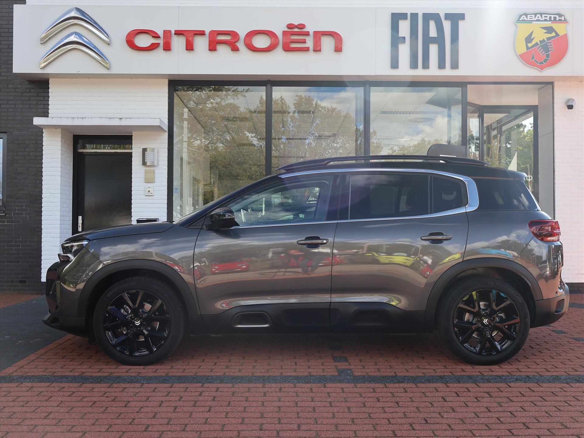Citroën C5 Aircross Mild-Hybrid 145PK e-DCS6 Automaat ë-Series, Rijklaarprijs | Stoelverwarming | Achteruitrijcamera | Navigatie | DAB+ - Afbeelding 3