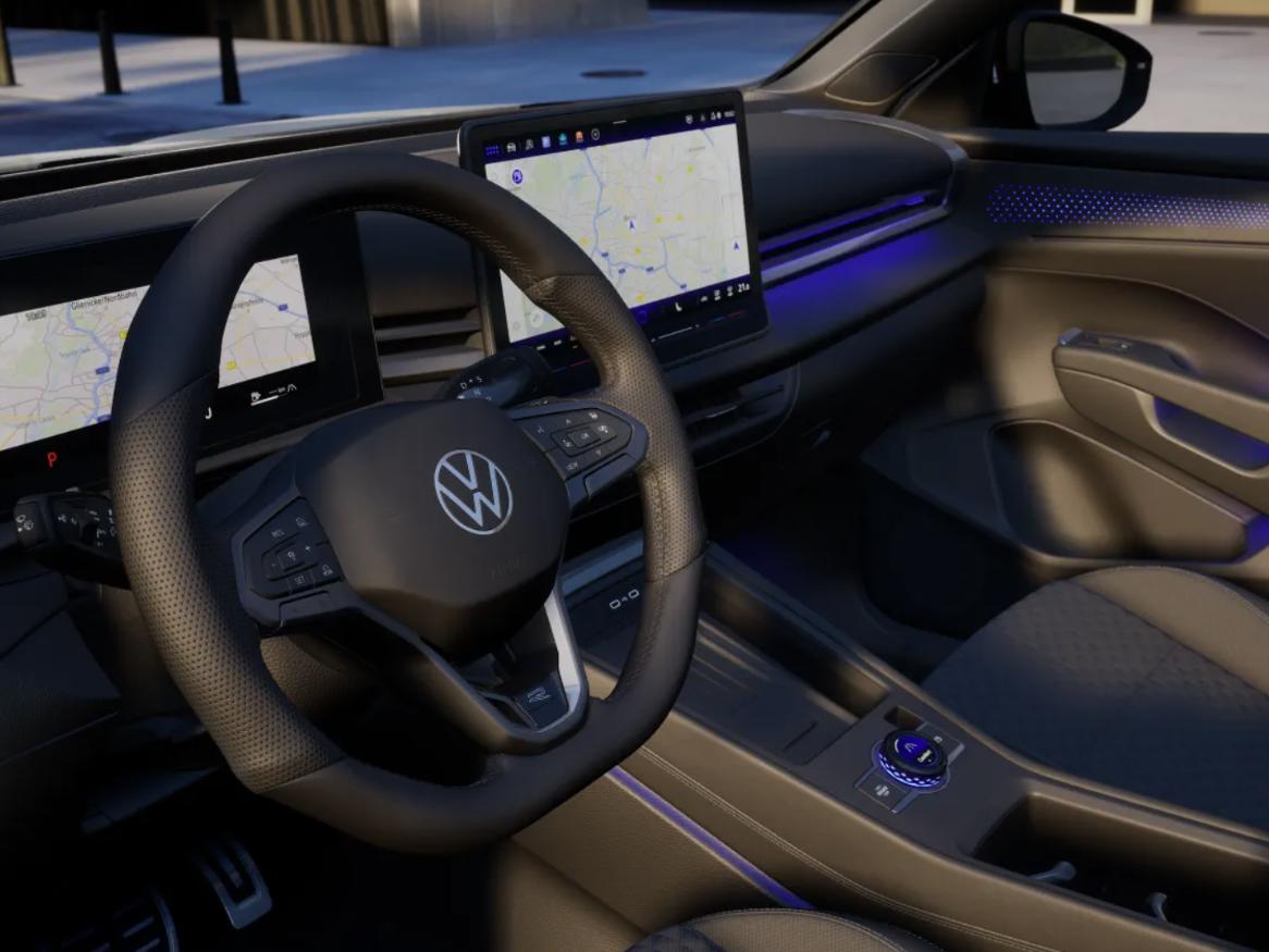 Volkswagen T-Roc R-Line First Edition 1.5 eTSI 110 kW / 150 PK SUV  - Afbeelding 4