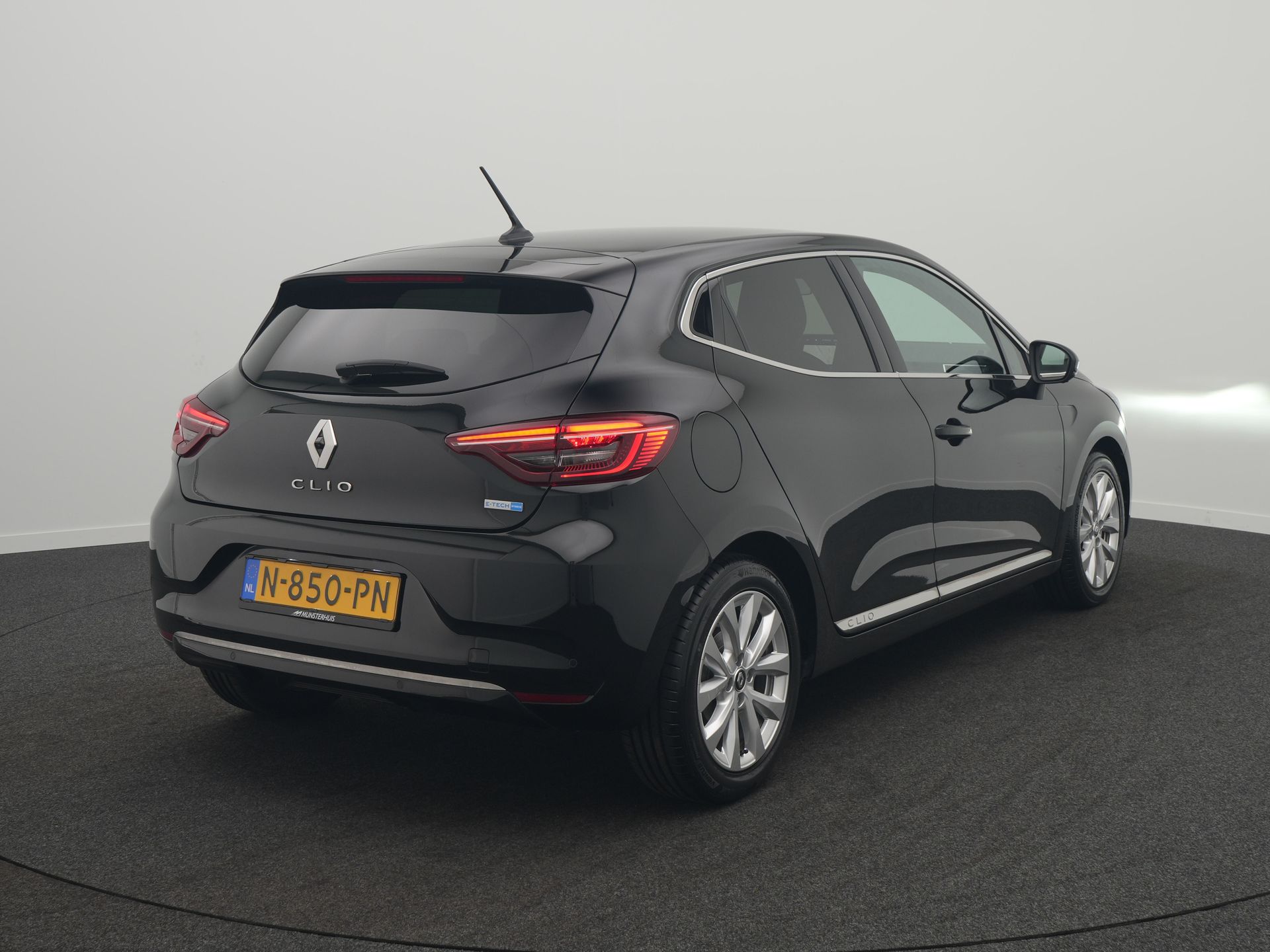 Renault Clio 1.6 E-Tech Hybrid 140 Intens - Occasional Lease vanaf €444 p/m - Afbeelding 5