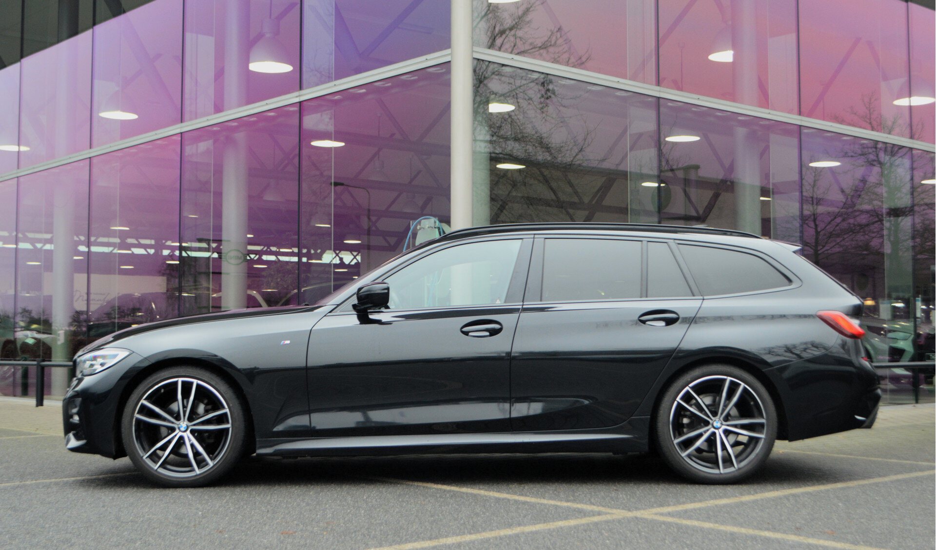 BMW 3 Serie Touring 318i Executive M Sport Automaat - Afbeelding 3