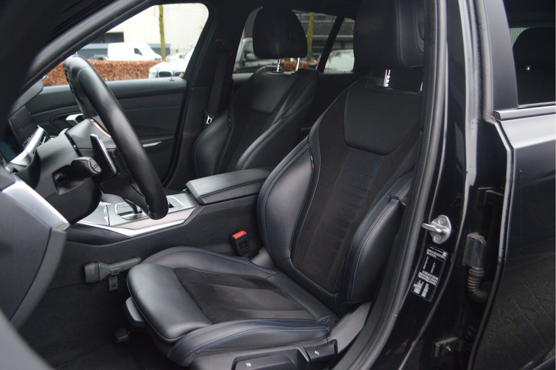 BMW 3 Serie Touring 318i Executive M Sport Automaat - Afbeelding 4