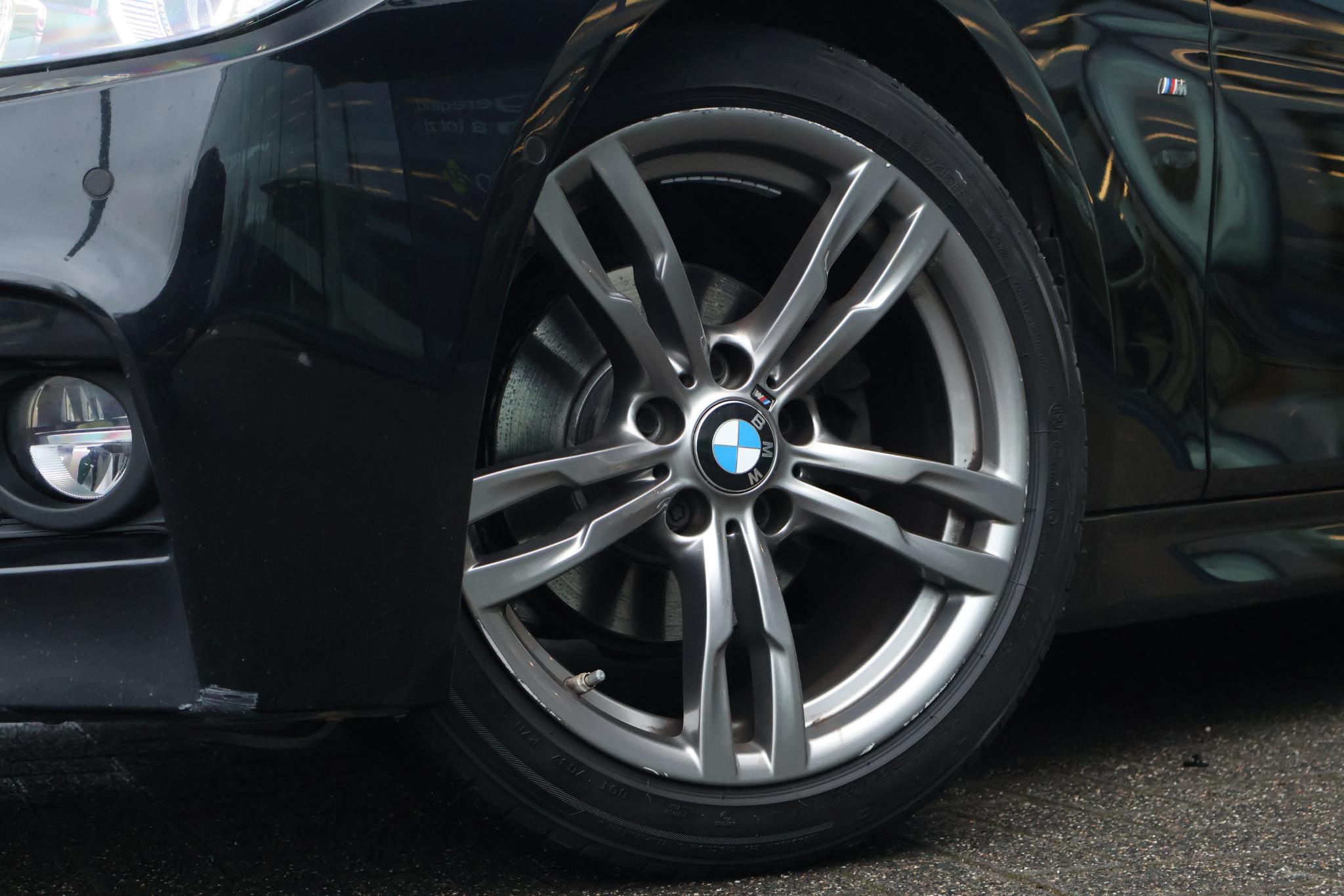 BMW 3 Serie Touring 318i M Sport - Afbeelding 4