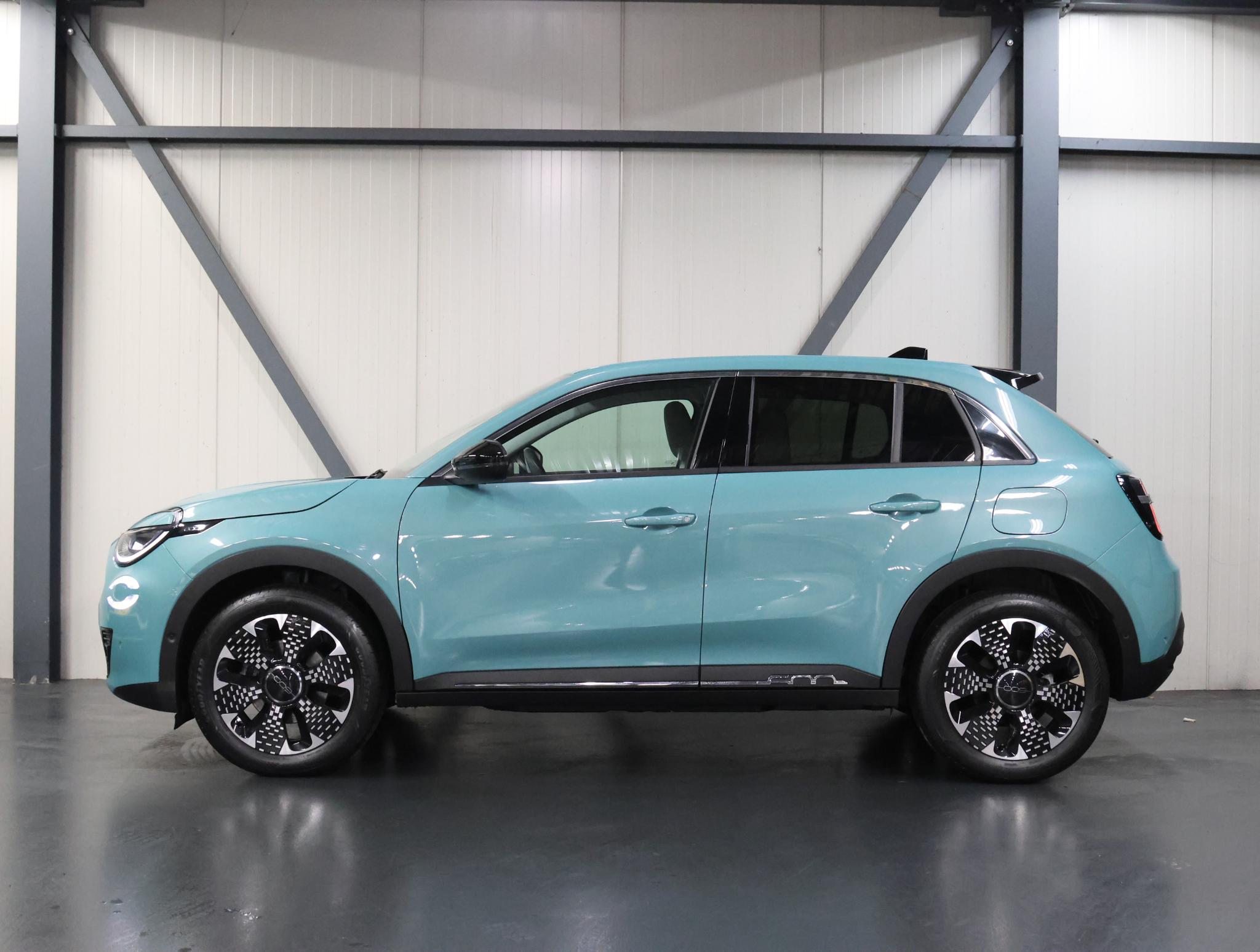 Fiat 600 600e La Prima 54 kWh - Afbeelding 2